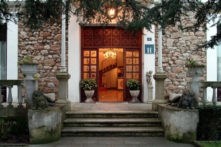 Hotel Luzon San Vicente De La Barquera Eksteriør bilde